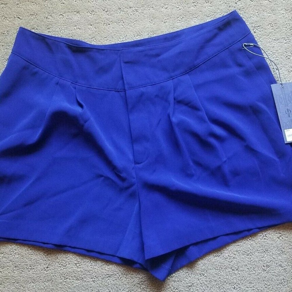 NWT Jennifer Lopez Pure Violet Shorts 12 Glamazon